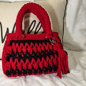 Handmade T-shirt yarn honeycomb pattern bag